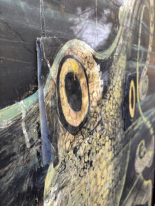 For reasons which are currently unknown to me, the eyes of the Laff-In-The-Dark Octopus are painted onto flaps (1 of 3)